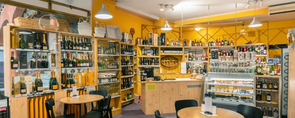 Vicom Wine Shop & Café Lucerna
